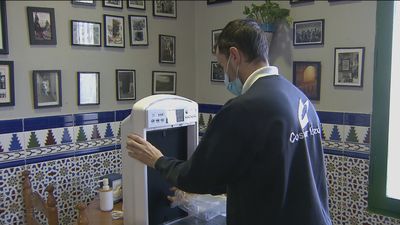 Una empresa madrileña pone en marcha una incitativa solidaria para desinfectar los locales de Covid