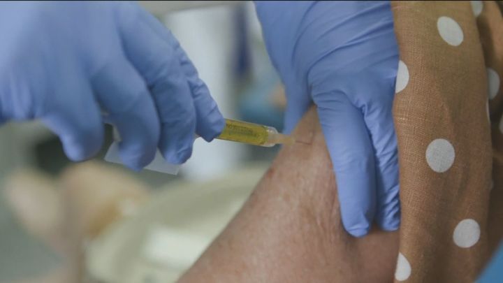 Sanidad calcula que las primeras  vacunas llegarán a partir del "4 o 5 de enero"