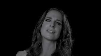 'Quererme solo yo', el nuevo single de Nuria Fergó