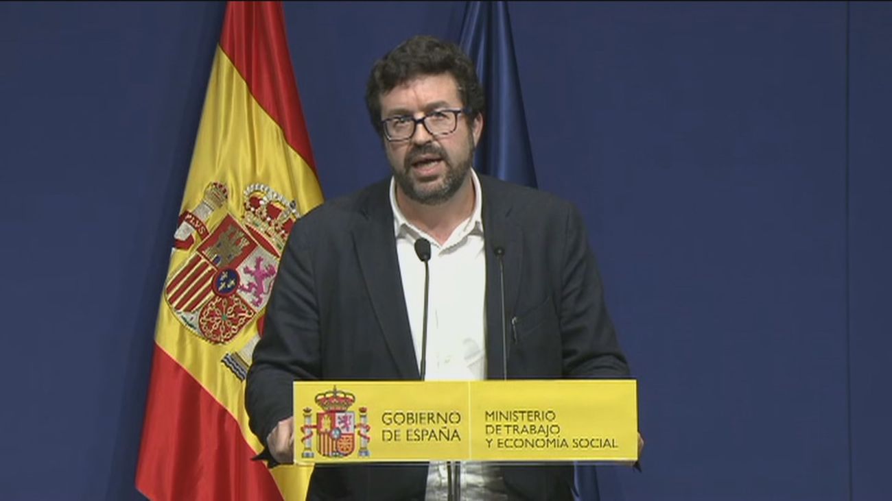 Trabajo rechaza congelar el Salario Mínimo Interprofesional y convoca una nueva reunión el lunes