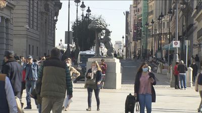 Madrid registra 2.621 nuevos contagios de covid y los fallecidos bajan a 16