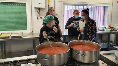 Nochebuena solidaria en Madrid: 20.000 menús para los mas necesitados