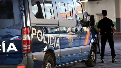 Detenido en Las Rozas un español que quería convertirse en francotirador de Daesh