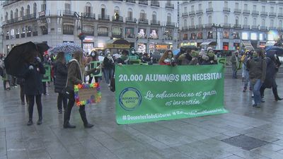 Los profesores contratados por el Covid vuelven a pedir la prórroga de sus contratos