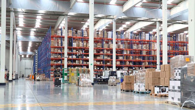 El frenético ritmo de los almacenes de Aliexpress en plena campaña navideña