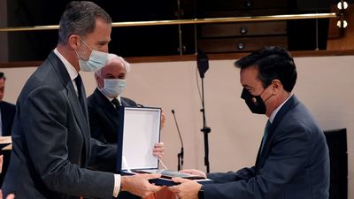 El rey Felipe VI pone en valor el papel ejemplar y solidario de las empresas españolas durante la pandemia