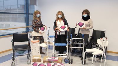 Alcobendas ofrece tabletas a los mayores para hacer videollamadas en Navidad