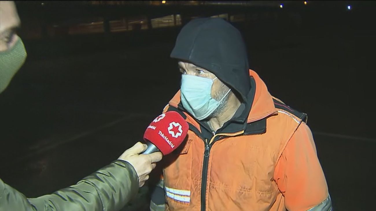 Viviendo en un parking de un supermercado abandonado en Parla: "Lo hemos pasado todo aquí juntos"