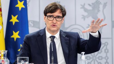 Illa pide prudencia en Navidad "para no llorar en Reyes"