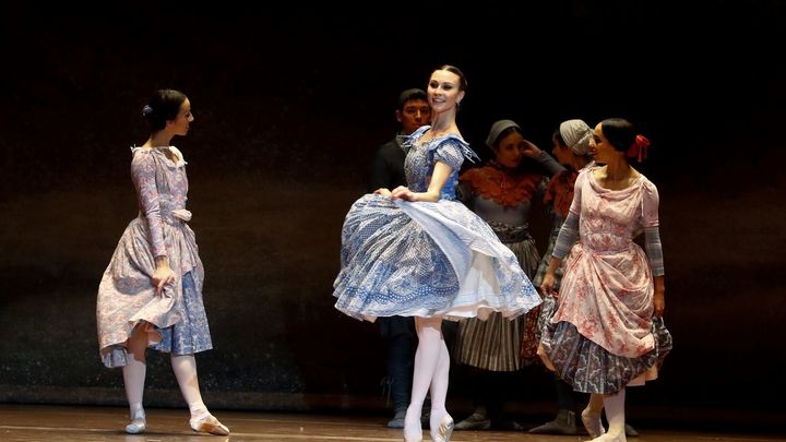 Cancelada la función de 'Giselle' en Madrid por cuatro posibles positivos
