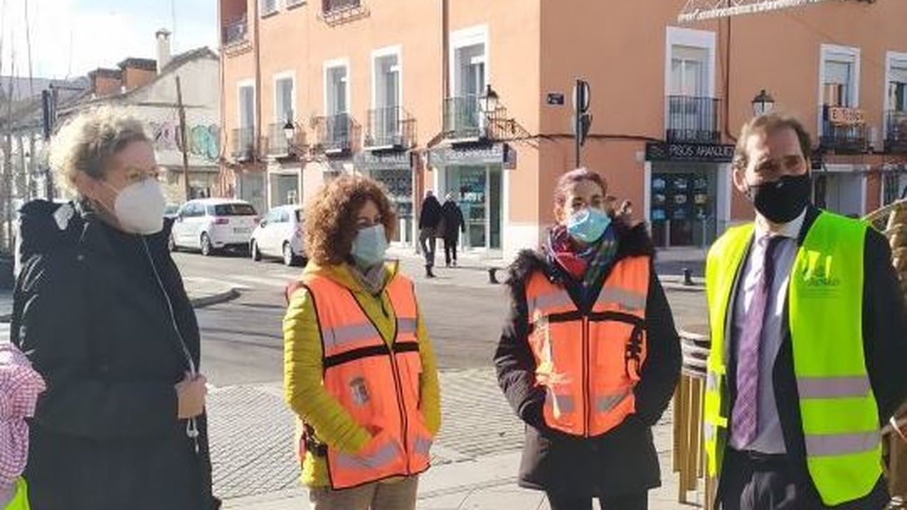 Aranjuez planta 58 árboles en la céntrica calle del Capitán