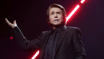 El segundo concierto de Raphael se celebra con 30 % de aforo y respetando todas las medidas