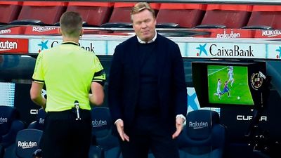Koeman: “9 de cada 10 personas de Madrid hubieran pitado penalti a Ramos; el árbitro no”