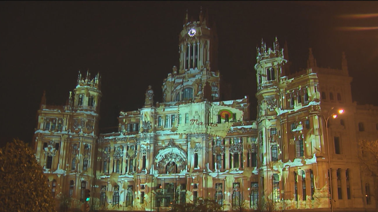 Descubrimos el videomapping navideño del Palacio de Cibeles