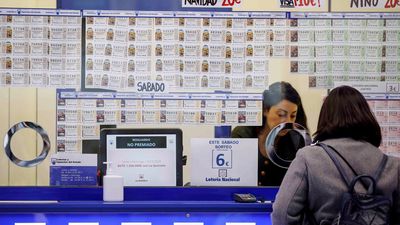 Dónde, cuándo y cómo cobrar tu premio y las pedreas de la Lotería de Navidad