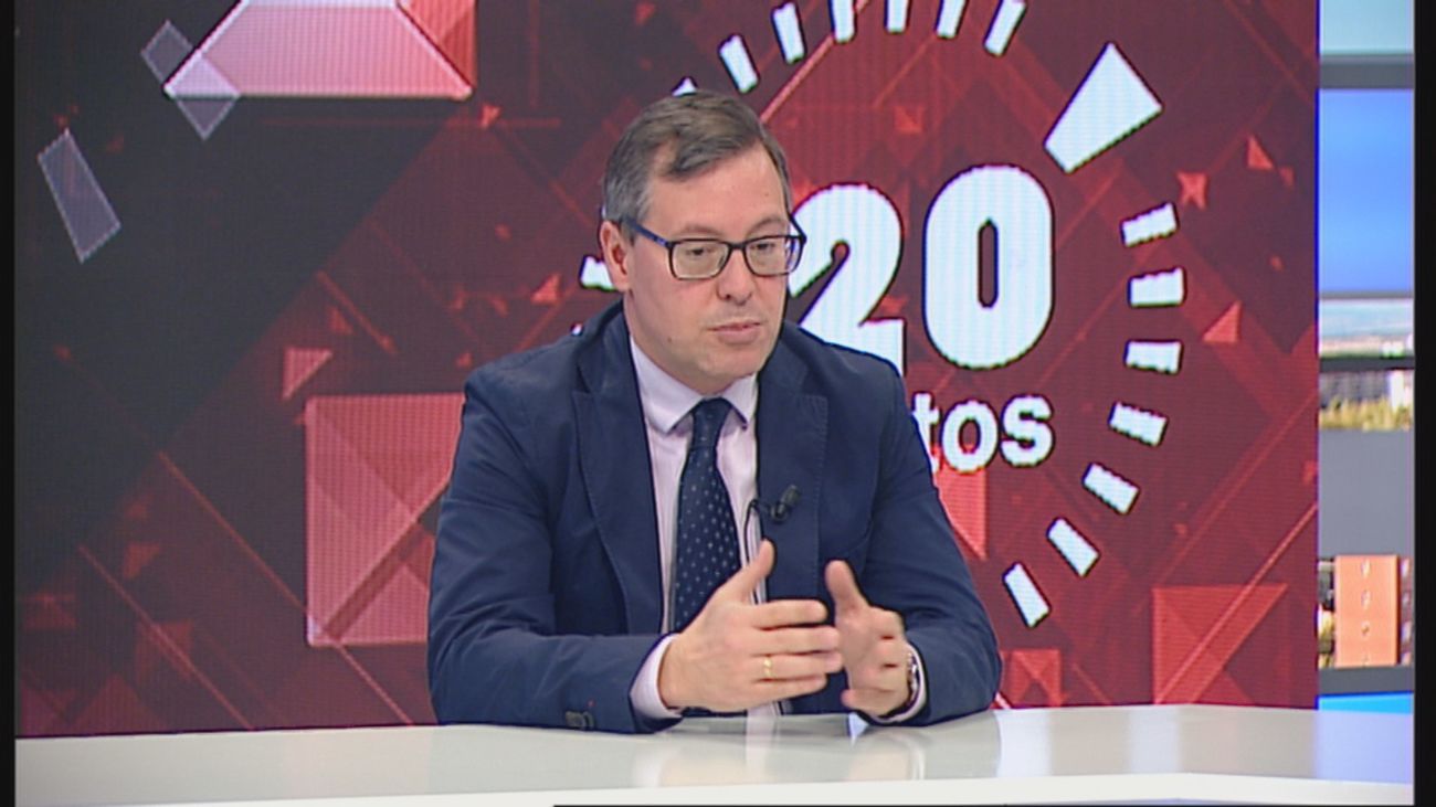 El portavoz del PP en la Asamblea de Madrid durante una entrevista en 120 Minutos
