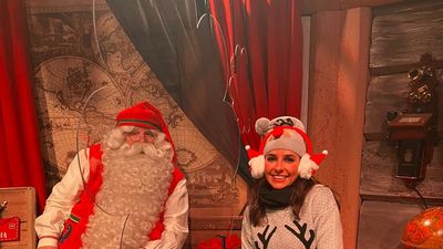 Un viaje de ensueño al pueblo de Papá Noel