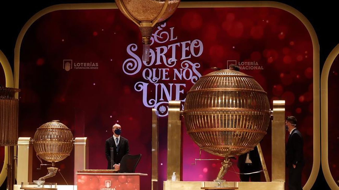 El 6.095, el segundo premio de la Lotería de Navidad vendido en  Alcalá de Henares y en la capital