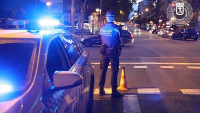 Detenida una joven ebria por colisionar contra la mediana de la Castellana