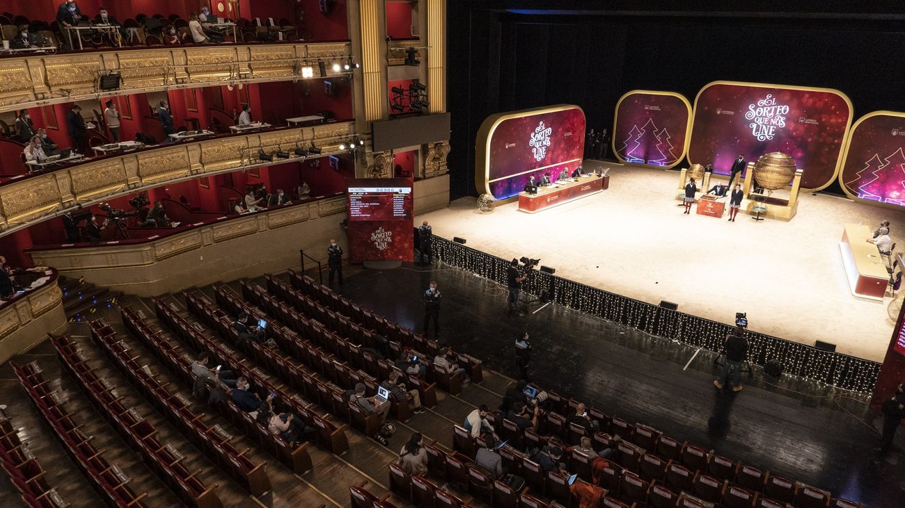 El grupo madrileño 'Hinds' actuará el día de Reyes junto a la Banda Sinfónica Municipal en el Teatro Real