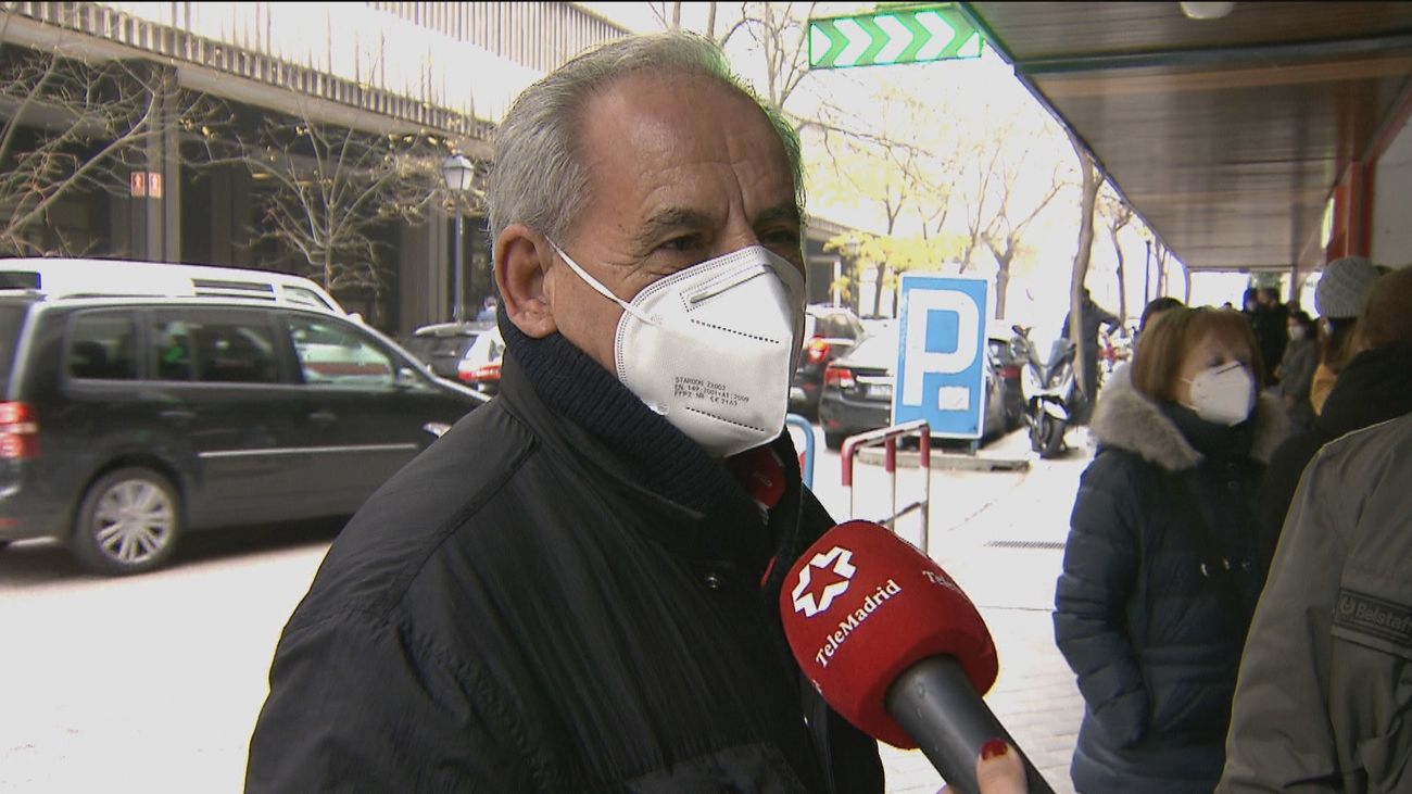 Hasta tres horas de espera para conseguir un test de Covid en laboratorios privados