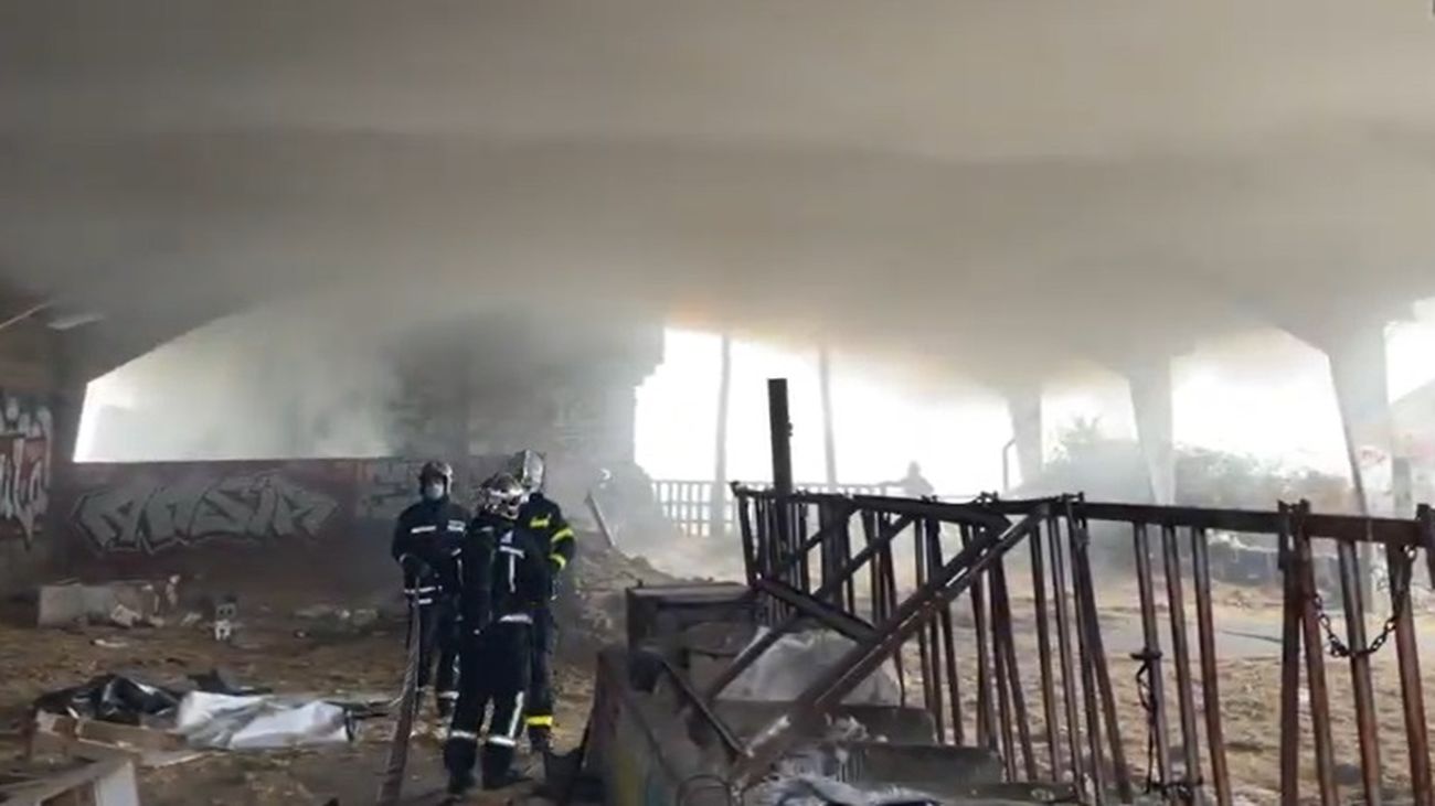 Apagado un gran incendio en Alpedrete cuya columna de humo se veía en varios puntos de Madrid