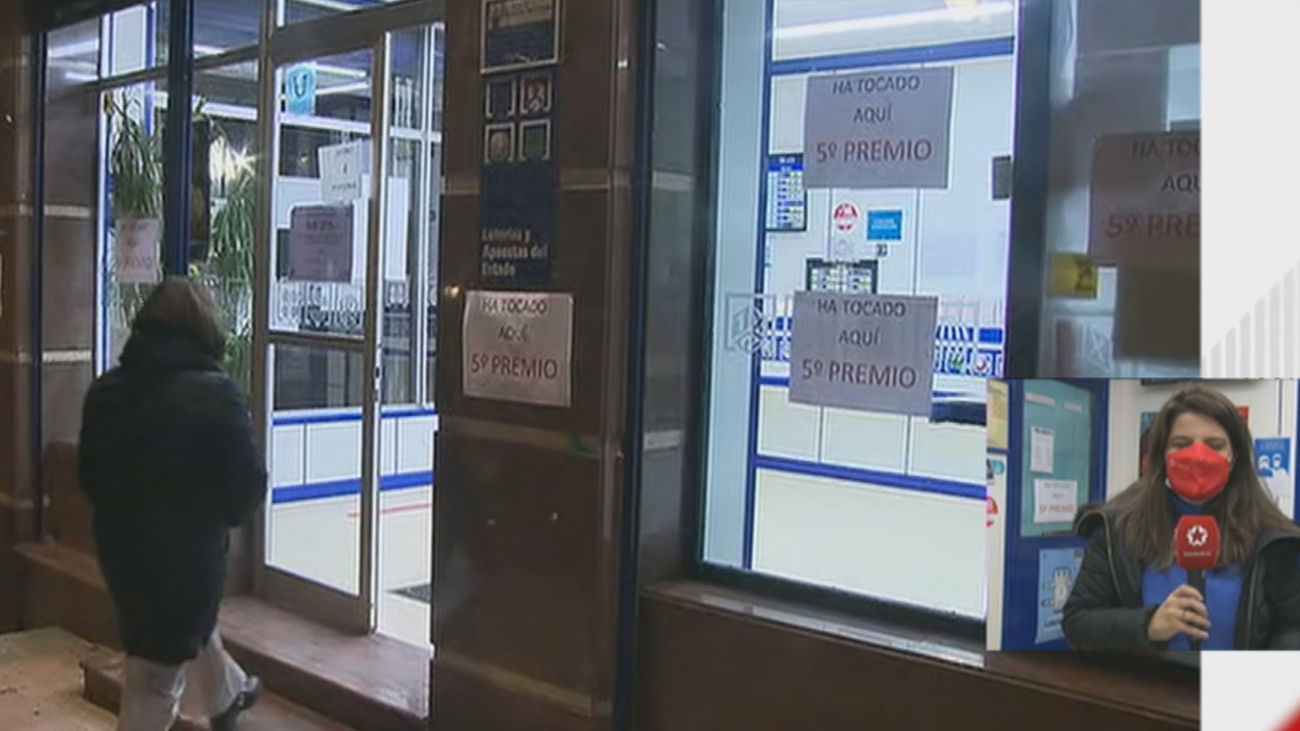 Un concejal de Más Madrid, y lotero, reparte 7 millones de un quinto premio en el barrio obrero de Usera