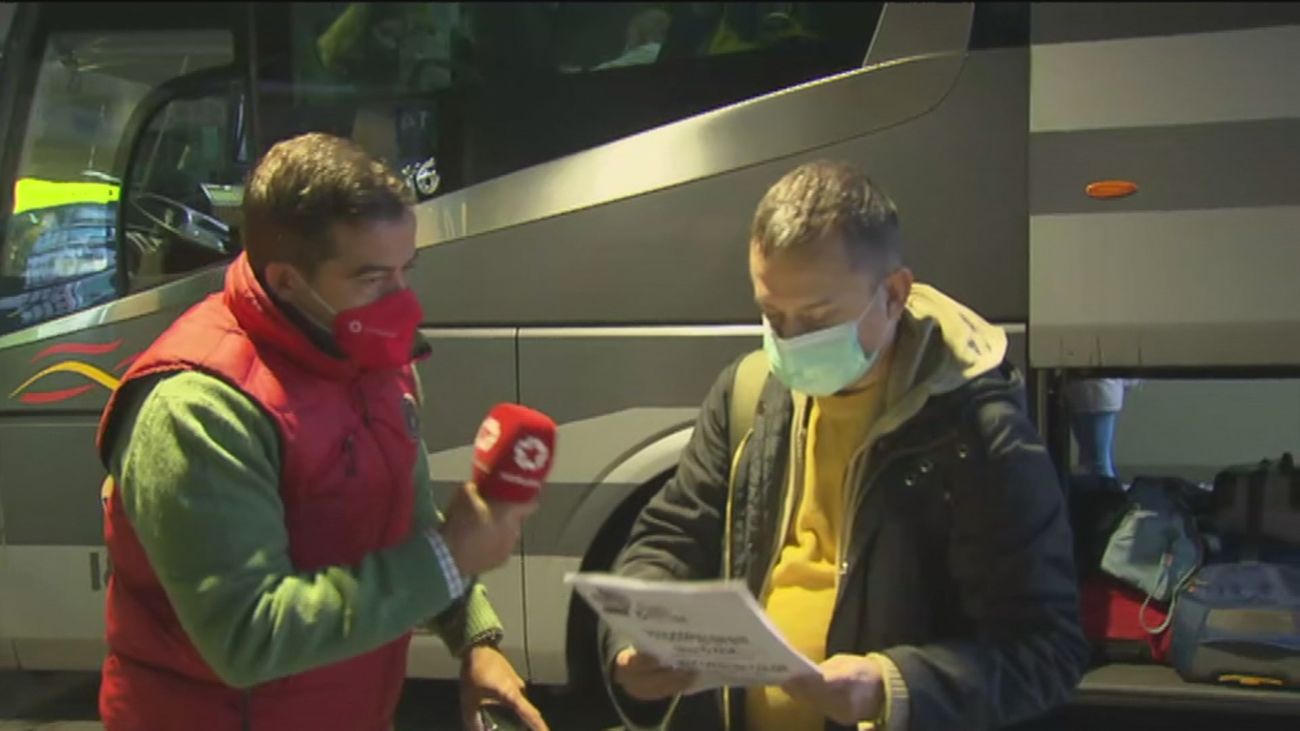 Los madrileños ya usan el salvoconducto en Atocha y Méndez Álvaro para salir de Madrid