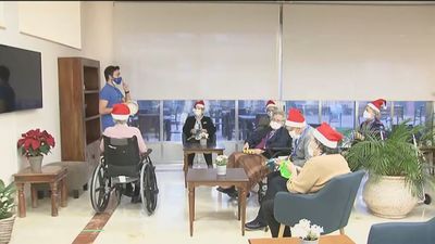 Así preparan la Navidad en las residencias de la Comunidad donde se quedan la mayoría de los mayores