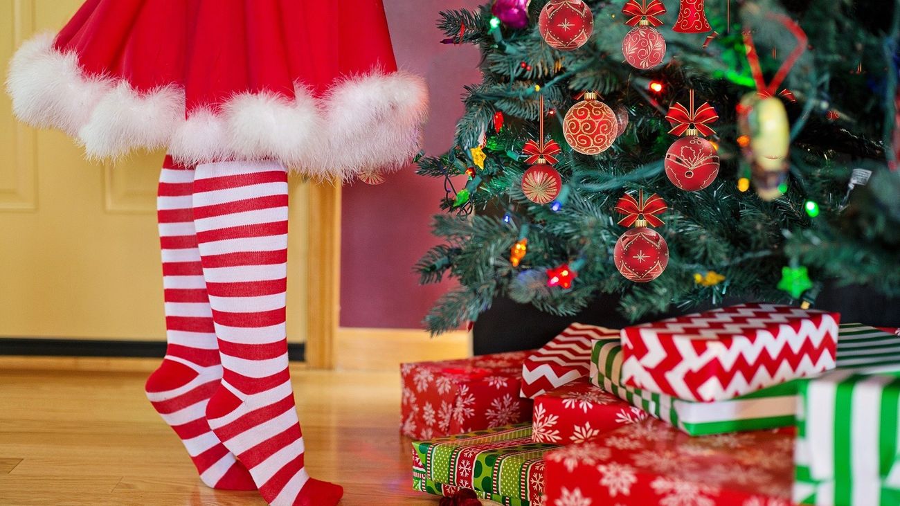 Los elfos de Fuenlabrada recogen las cartas de los niños que no pueden llevarla