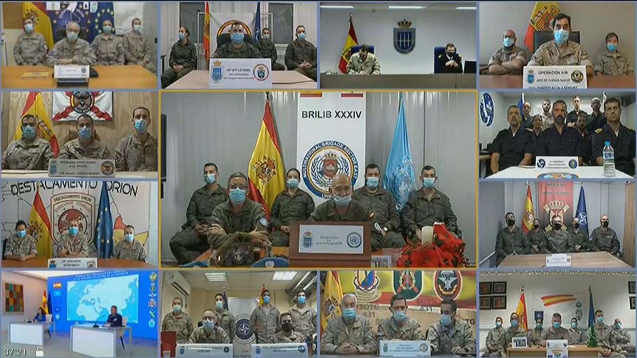 Sánchez agradece a los militares en el extranjero su labor "callada al servicio de la democracia"