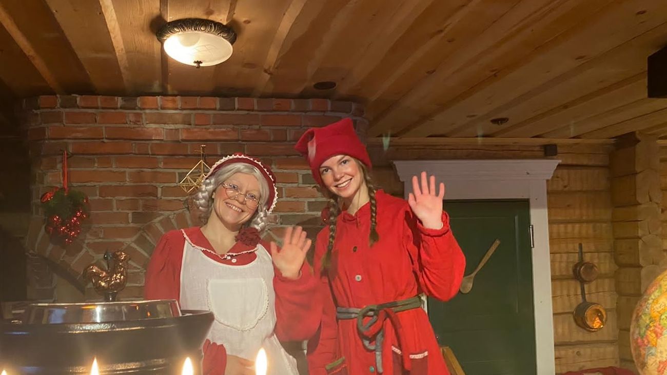 Una emocionante visita a la cabaña navideña de Mamá Noel