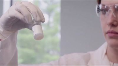 España inicia la vacunación contra la covid este domingo en una residencia de Guadalajara