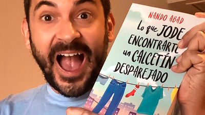 Nando Abad nos presenta ‘Lo que jode encontrarte un calcetín desparejado’