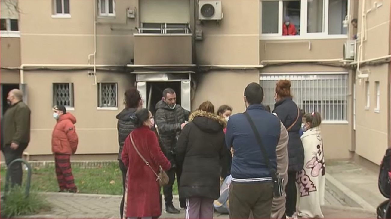 Una persona detenida por el incendio de un edificio en Moratalaz