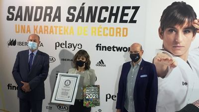 Sandra Sánchez, campeona del mundo de kárate, entra en el Libro Guinness