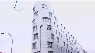 Pesadilla okupa en Vallecas: alquiló su vivienda y su inquilina dejó de pagar