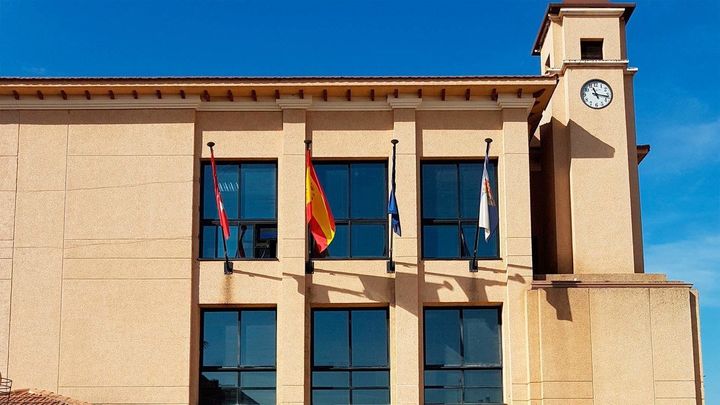 Velilla reclama un colegio, urgencias 24 horas y soluciones al tráfico