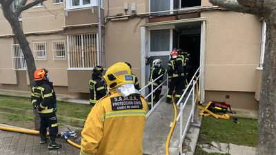 Detenido un joven como presunto responsable del incendio de un edificio en Moratalaz