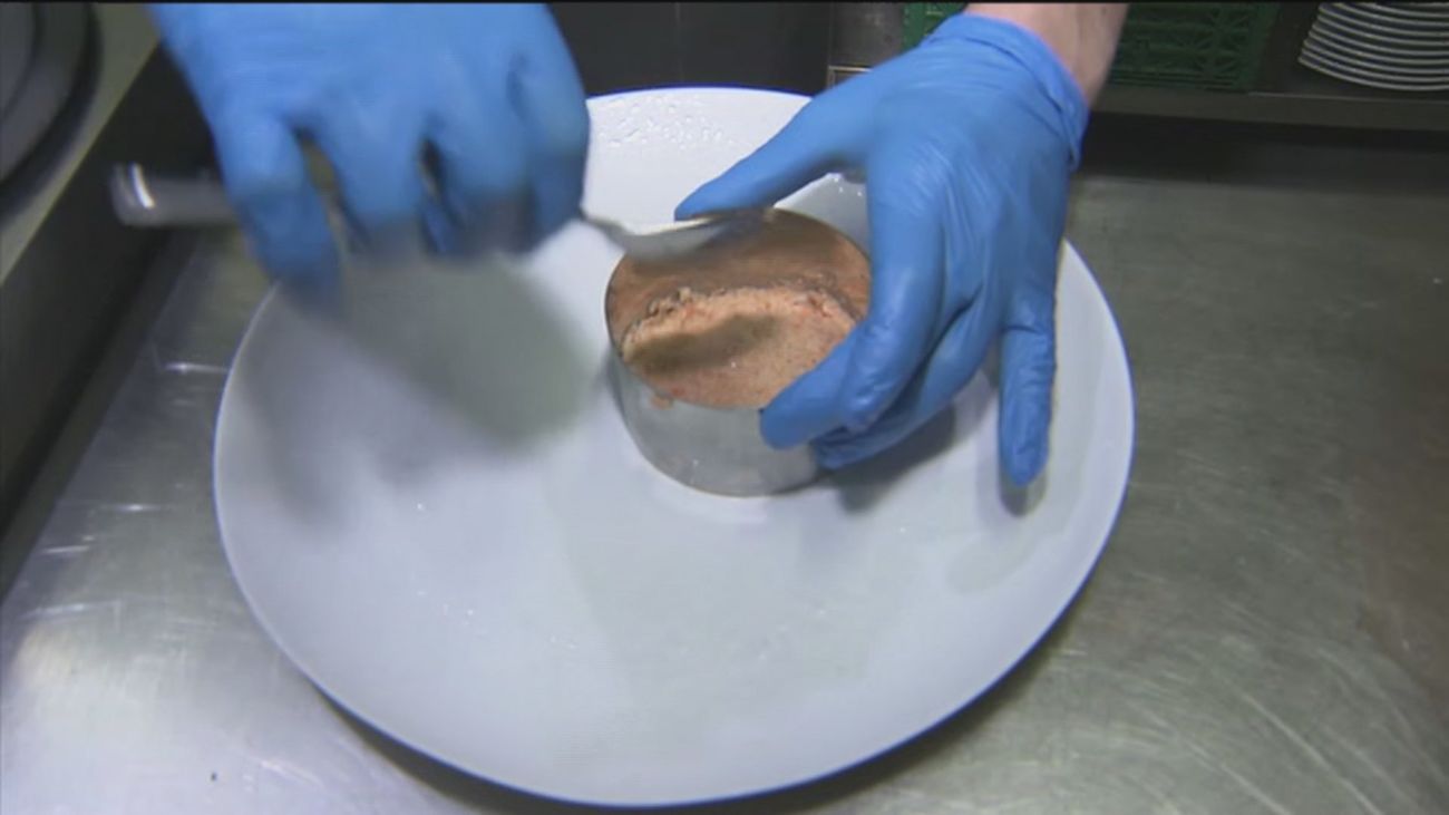 Los hoteles madrileños  adaptan el protocolo anticovid a los menús de Nochevieja