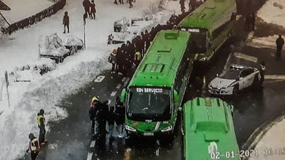 Evacuadas 350 personas atrapadas por el colapso de los accesos en la sierra