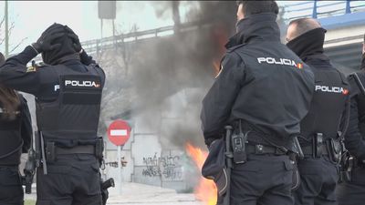 Tensión en la Cañada Real por los cortes de luz en la zona