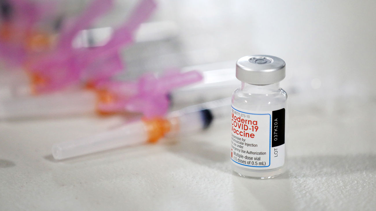 La vacuna de Moderna mantiene los anticuerpos frente a variante Delta hasta seis meses