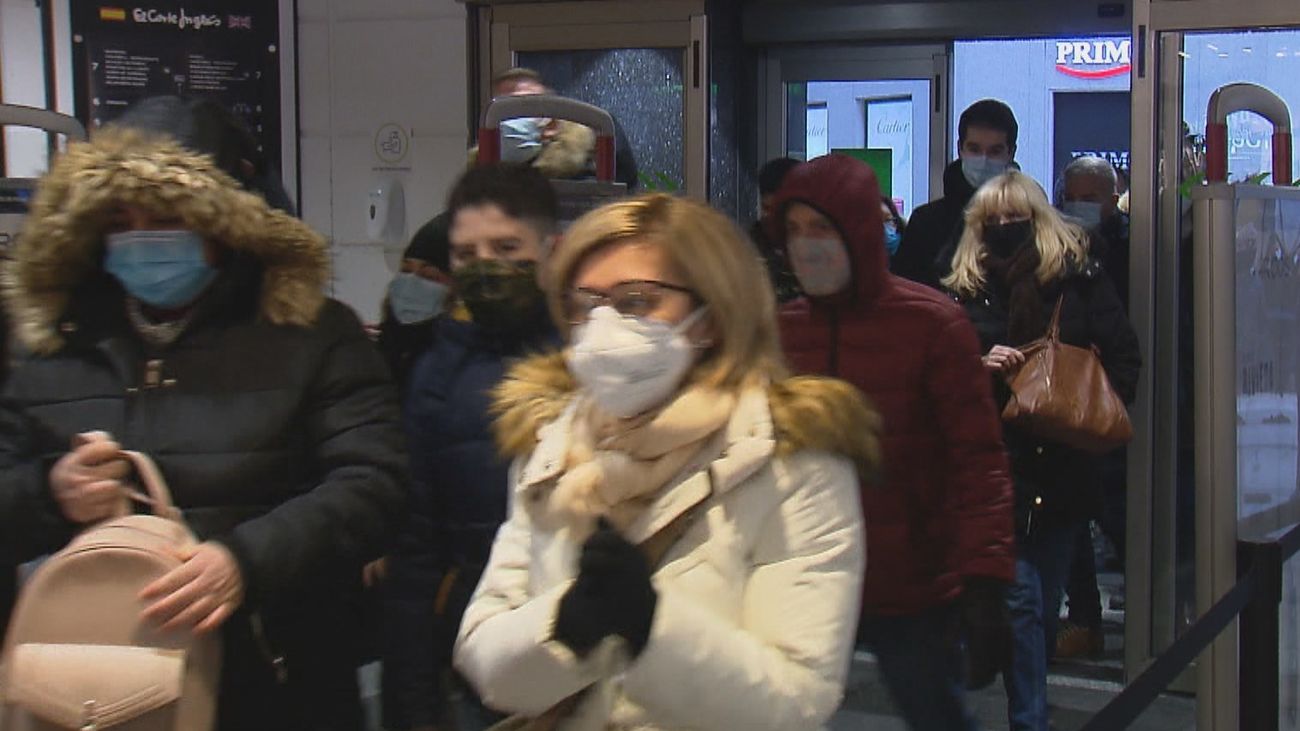Comienzan las rebajas de un enero marcado por la pandemia del coronavirus