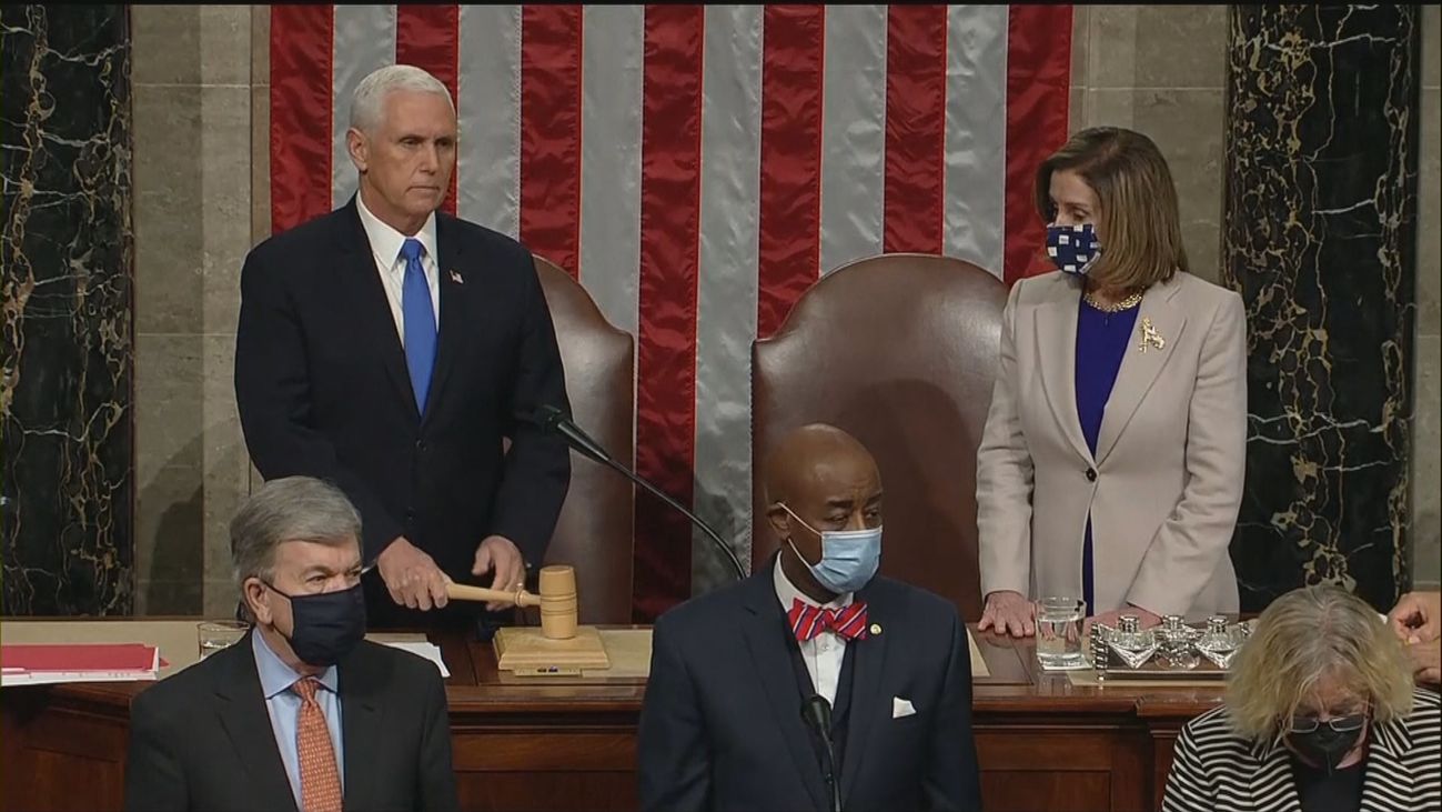 El Congreso de EEUU valida el triunfo de Biden y Trump acepta la transición