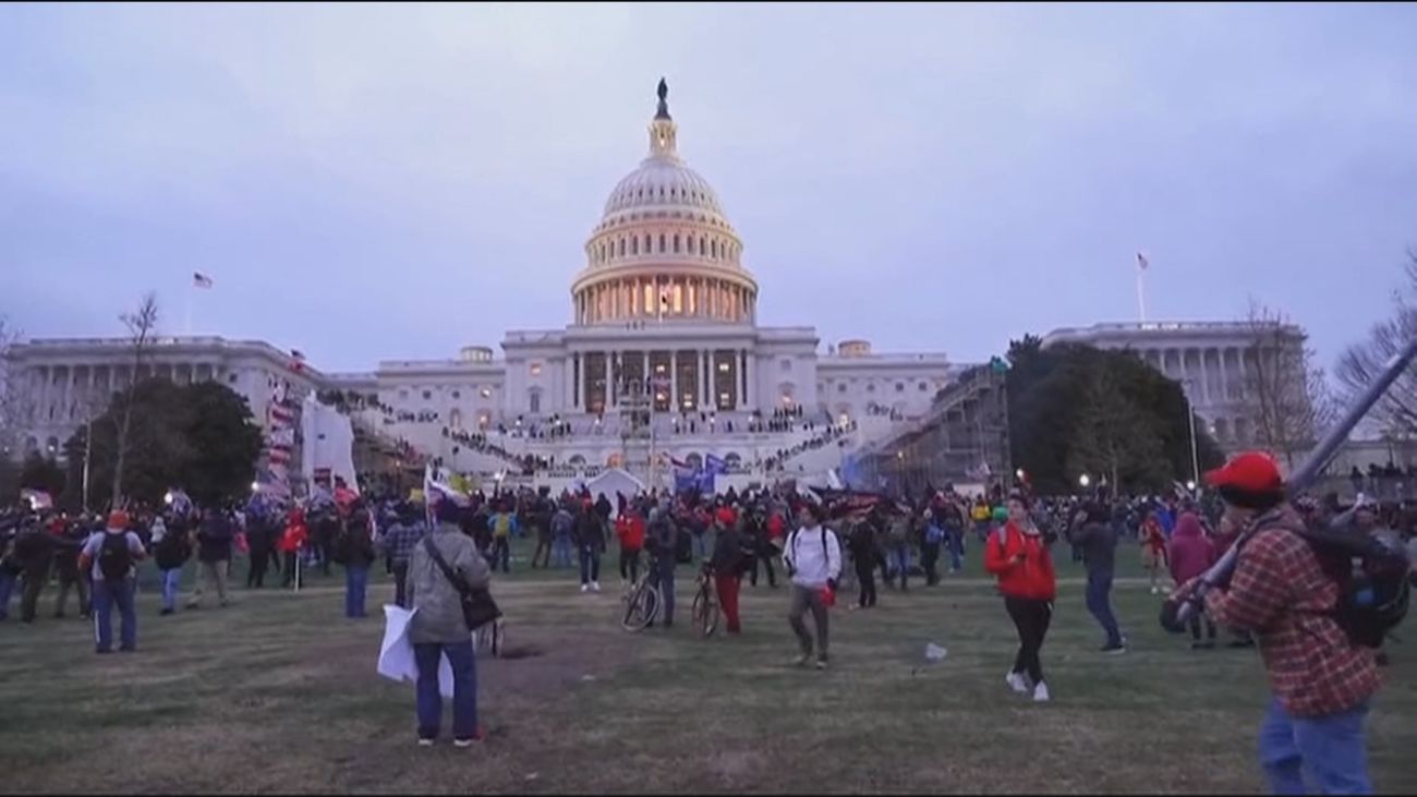La oposición recuerda lo sucedido en el Congreso y en el Parlament al condenar el asalto al Capitolio