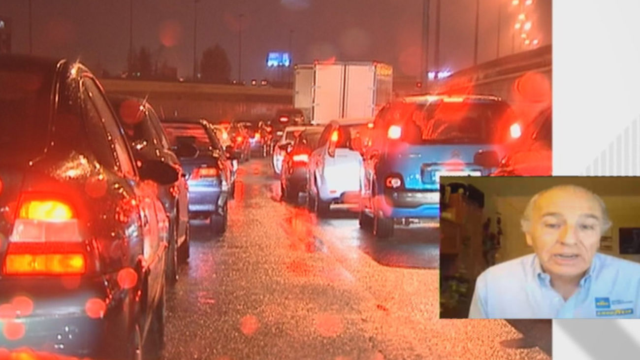 Suavidad al volante y marchas largas, consejos para conducir correctamente con nieve y hielo