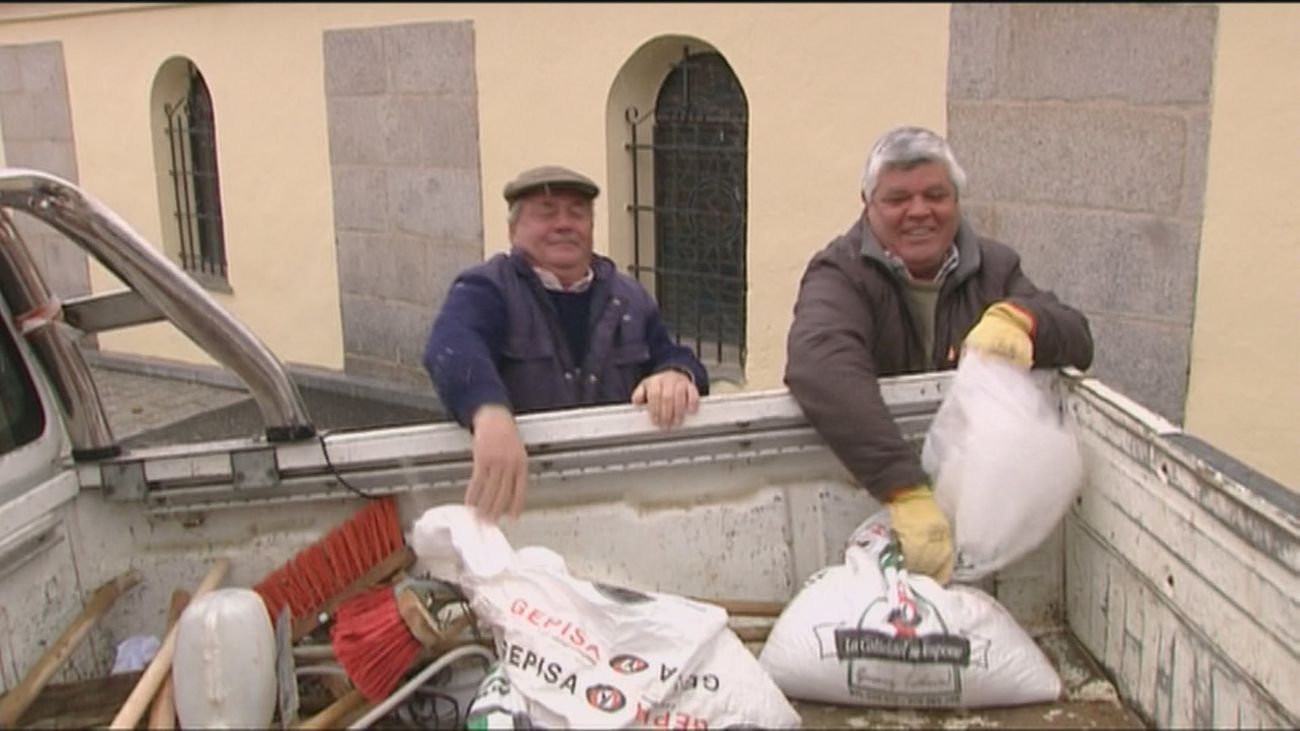 Torrejón de Ardoz reparte sal a las comunidades de vecinos ante la previsión de nevadas