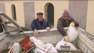 Torrejón de Ardoz reparte sal a las comunidades de vecinos ante la previsión de nevadas