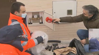 Los técnicos aconsejan proteger el contador del agua de las heladas